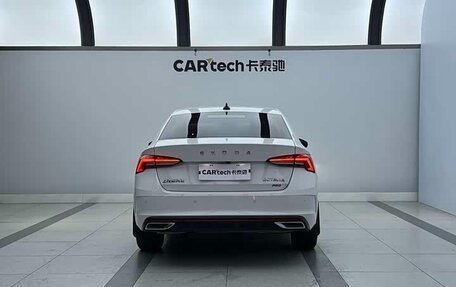 Skoda Octavia IV, 2021 год, 1 910 000 рублей, 5 фотография