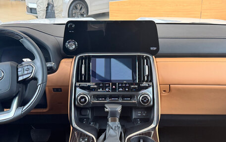 Lexus LX, 2024 год, 22 900 000 рублей, 11 фотография