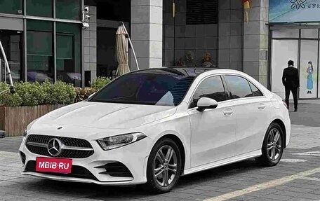 Mercedes-Benz A-Класс, 2022 год, 1 789 978 рублей, 1 фотография