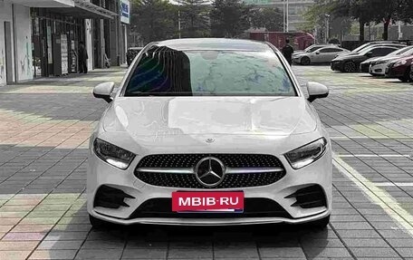 Mercedes-Benz A-Класс, 2022 год, 1 789 978 рублей, 2 фотография