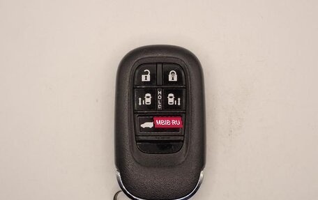 Honda Stepwgn, 2022 год, 2 250 888 рублей, 16 фотография