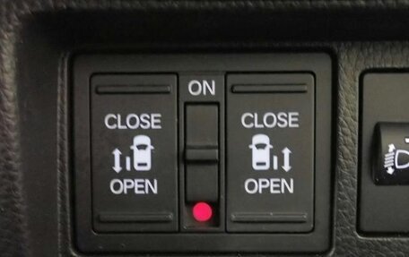 Honda Stepwgn, 2022 год, 2 250 888 рублей, 19 фотография