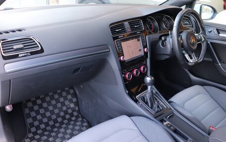 Volkswagen Golf VII, 2017 год, 1 170 000 рублей, 14 фотография