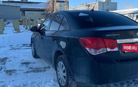 Chevrolet Cruze II, 2011 год, 600 000 рублей, 7 фотография