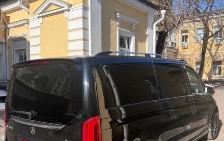 Mercedes-Benz V-Класс, 2018 год, 5 700 000 рублей, 3 фотография