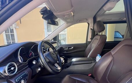 Mercedes-Benz V-Класс, 2018 год, 5 700 000 рублей, 12 фотография