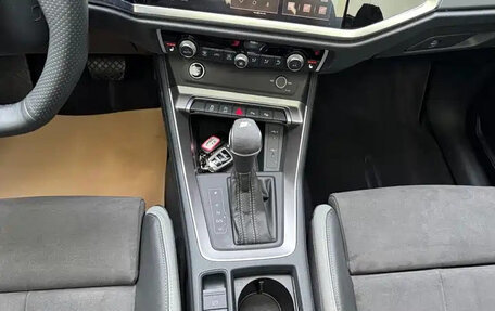 Audi Q3, 2022 год, 2 439 003 рублей, 15 фотография