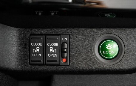 Honda Stepwgn IV, 2018 год, 2 520 000 рублей, 17 фотография