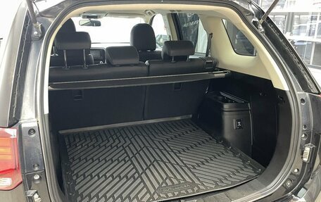 Mitsubishi Outlander III рестайлинг 3, 2021 год, 2 850 000 рублей, 8 фотография
