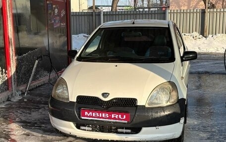 Toyota Vitz, 2001 год, 350 000 рублей, 1 фотография