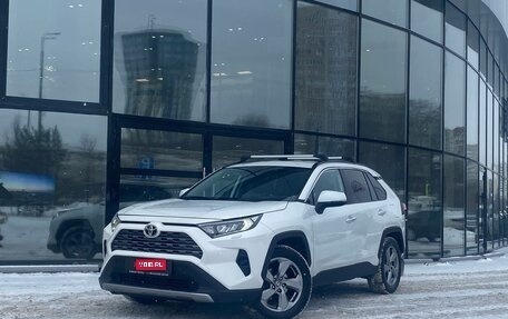 Toyota RAV4, 2019 год, 3 350 000 рублей, 1 фотография