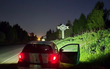 Toyota Vitz, 2001 год, 350 000 рублей, 4 фотография