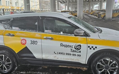 Geely Coolray I, 2022 год, 1 300 000 рублей, 2 фотография