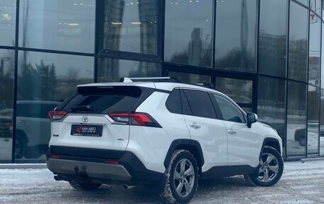 Toyota RAV4, 2019 год, 3 350 000 рублей, 5 фотография