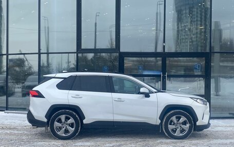 Toyota RAV4, 2019 год, 3 350 000 рублей, 3 фотография