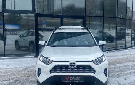 Toyota RAV4, 2019 год, 3 350 000 рублей, 2 фотография
