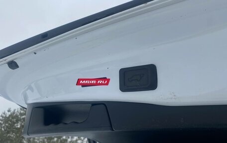 Toyota RAV4, 2019 год, 3 350 000 рублей, 19 фотография