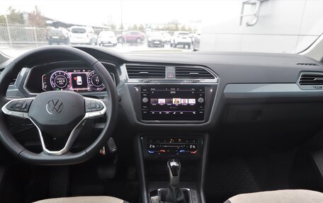 Volkswagen Tiguan II, 2021 год, 3 650 000 рублей, 4 фотография