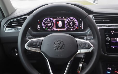 Volkswagen Tiguan II, 2021 год, 3 650 000 рублей, 5 фотография