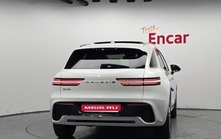 Genesis GV70, 2021 год, 6 080 855 рублей, 4 фотография