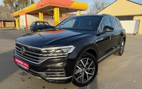 Volkswagen Touareg III, 2020 год, 5 300 000 рублей, 1 фотография