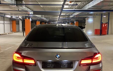 BMW 5 серия, 2011 год, 2 350 000 рублей, 3 фотография