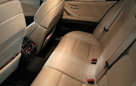 BMW 5 серия, 2011 год, 2 350 000 рублей, 10 фотография