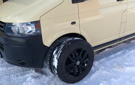 Volkswagen Transporter T5 рестайлинг, 2013 год, 2 890 000 рублей, 4 фотография