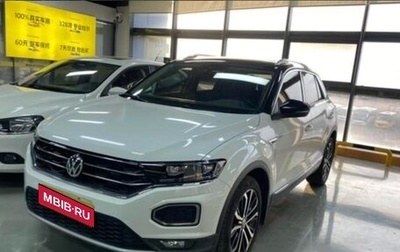 Volkswagen T-Roc I, 2019 год, 1 950 000 рублей, 1 фотография