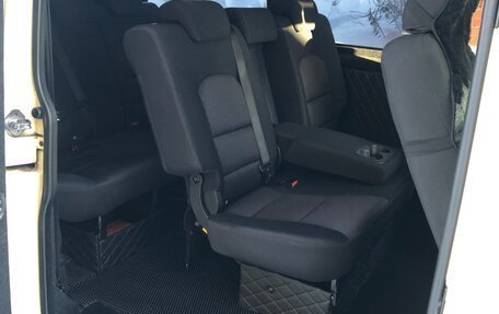 Volkswagen Transporter T5 рестайлинг, 2013 год, 2 890 000 рублей, 12 фотография