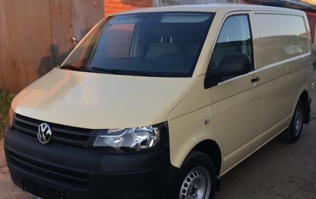 Volkswagen Transporter T5 рестайлинг, 2013 год, 2 890 000 рублей, 14 фотография