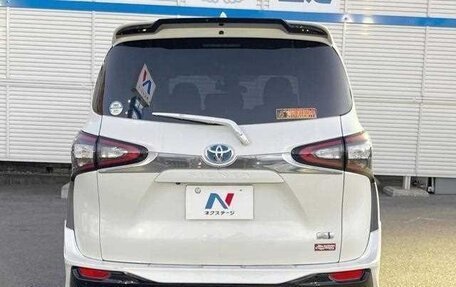 Toyota Sienta II, 2016 год, 1 020 000 рублей, 4 фотография