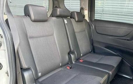 Toyota Sienta II, 2016 год, 1 020 000 рублей, 12 фотография