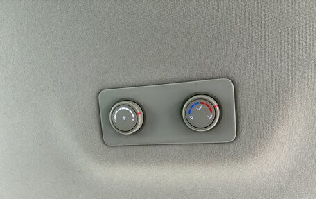 Hyundai Grand Starex Grand Starex I рестайлинг 2, 2018 год, 3 600 000 рублей, 9 фотография