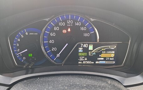 Toyota Corolla, 2018 год, 1 760 000 рублей, 6 фотография