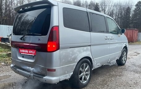 Nissan Serena II, 2001 год, 270 000 рублей, 4 фотография