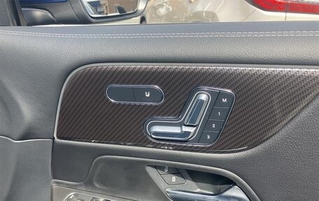 Mercedes-Benz GLB, 2024 год, 5 000 000 рублей, 17 фотография