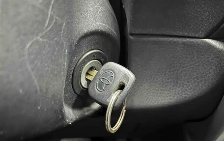 Toyota Yaris XP150 рестайлинг, 2021 год, 1 195 888 рублей, 10 фотография