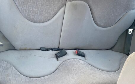 Nissan Micra II, 2000 год, 150 000 рублей, 9 фотография