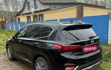 Hyundai Santa Fe IV, 2018 год, 2 350 000 рублей, 2 фотография