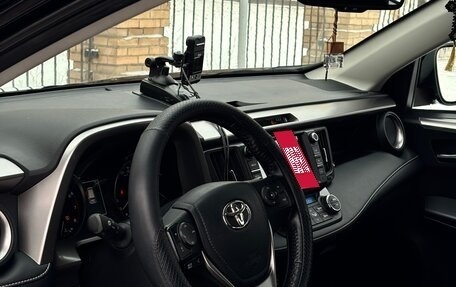 Toyota RAV4, 2017 год, 2 500 000 рублей, 11 фотография