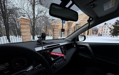 Toyota RAV4, 2017 год, 2 500 000 рублей, 13 фотография