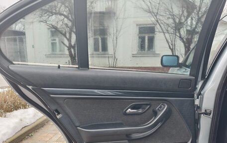 BMW 5 серия, 1998 год, 500 000 рублей, 18 фотография