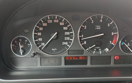 BMW 5 серия, 1998 год, 500 000 рублей, 32 фотография