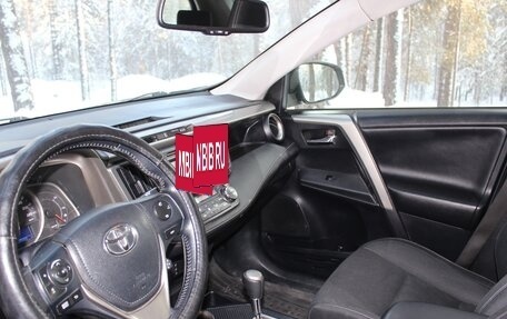 Toyota RAV4, 2014 год, 1 950 000 рублей, 12 фотография