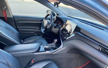 Toyota Camry, 2021 год, 3 350 000 рублей, 6 фотография