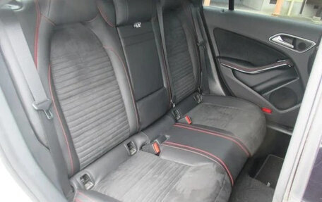 Mercedes-Benz CLA, 2015 год, 1 600 000 рублей, 16 фотография