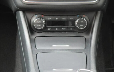 Mercedes-Benz CLA, 2015 год, 1 600 000 рублей, 24 фотография