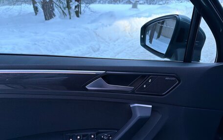 Volkswagen Tiguan II, 2018 год, 2 870 000 рублей, 9 фотография