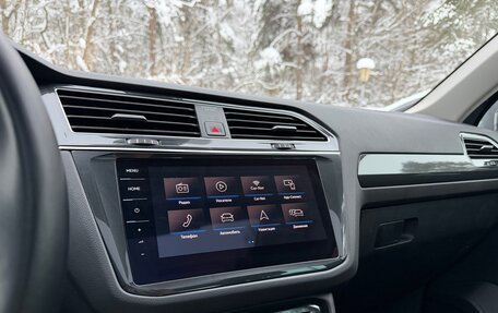 Volkswagen Tiguan II, 2018 год, 2 870 000 рублей, 7 фотография